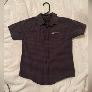 Hurley Size 7 Short Sleeve Button Down  
Black and Gray Stripes
Good Condition